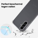 Transparante siliconen hoes die smartphone beschermt tegen vallen. Versterkte hoeken.