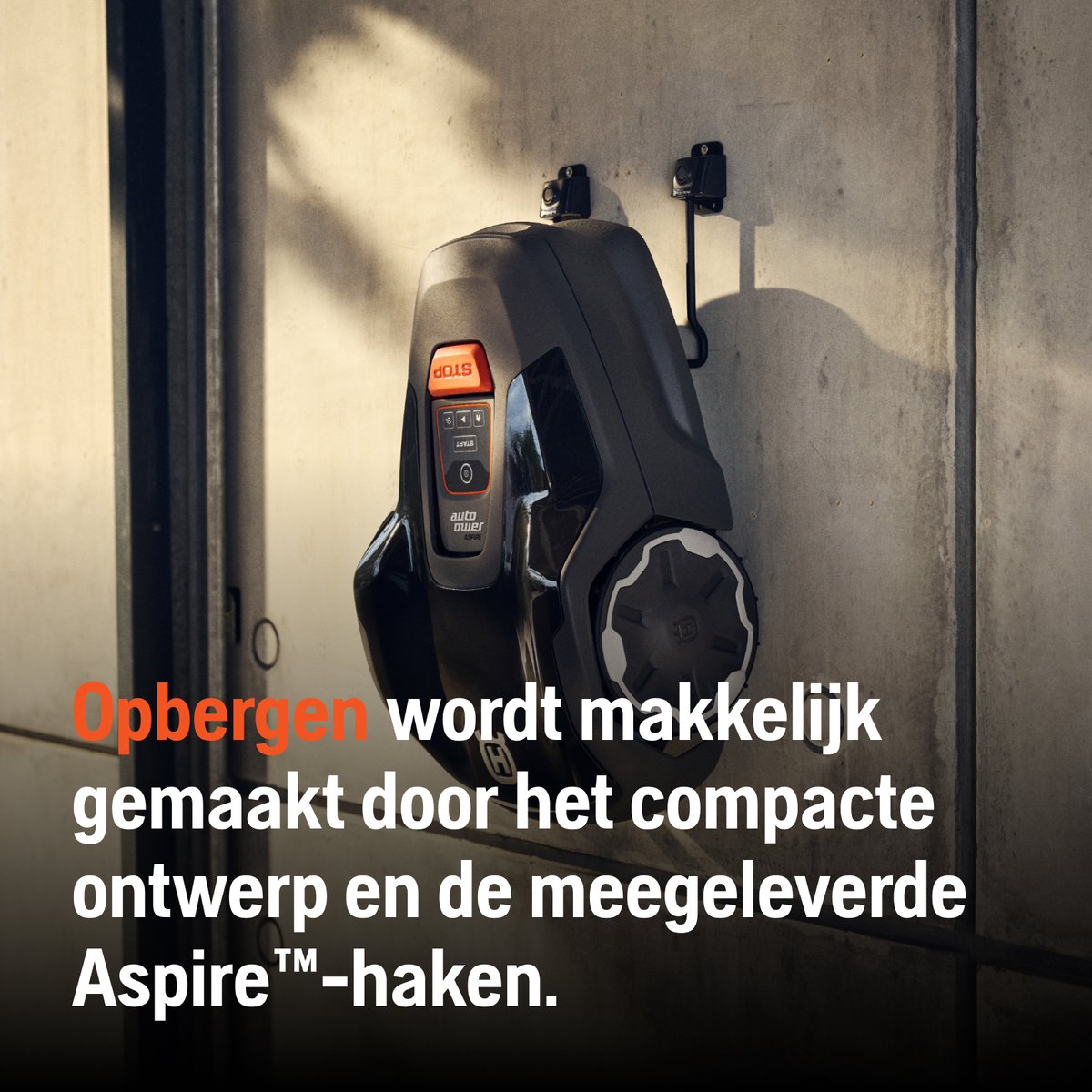 Afbeelding 3 van Husqvarna Maairobot Aspire R4 voor 400 m², accu grasmaaierrobot, bediening via Connect-app (incl. spraakbesturing, wifi, Bluetooth)