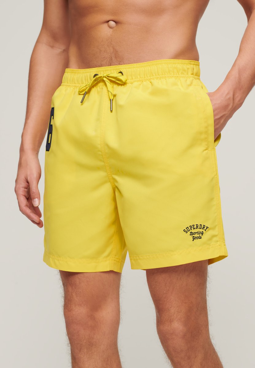 Superdry Gerecyclede polo zwemshort 43 cm Heren Zwembroeken Geel