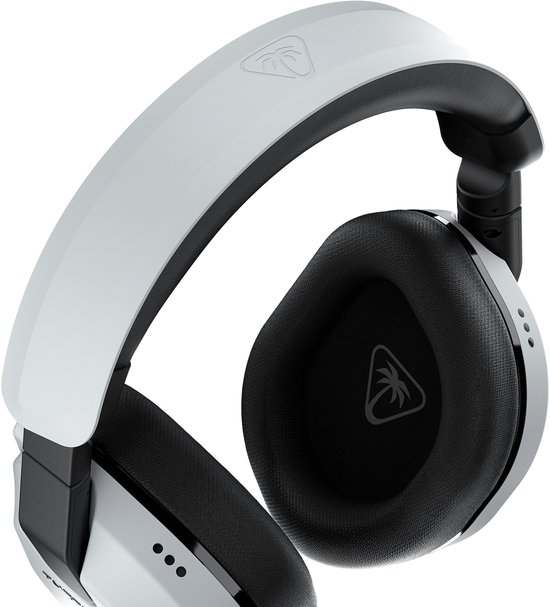 Witte Turtle Beach Stealth 600 gaming headset met zwarte oorkussens en een logo op de hoofdband.