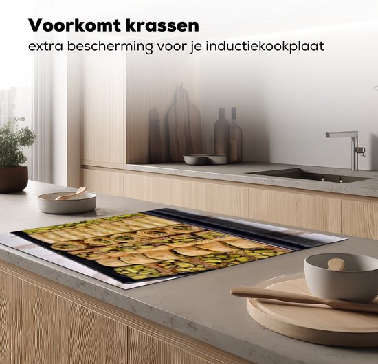 KitchenYeah® Inductie beschermer 78x78 cm - Baklava uit Libanon - Kookplaataccessoires - Afdekplaat voor kookplaat - Inductiebeschermer - Inductiemat - Inductieplaat mat