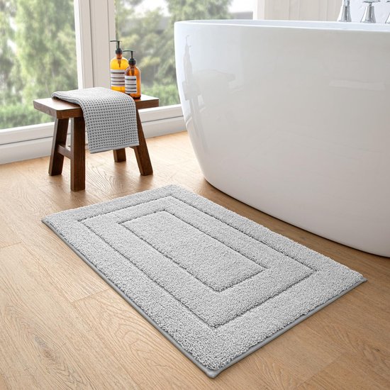 Luxe Badmat - Met Anti-Slip - Wasbaar - Voor Douche, Bad En Toilet - Lichtgrijs - 40 x 60 cm