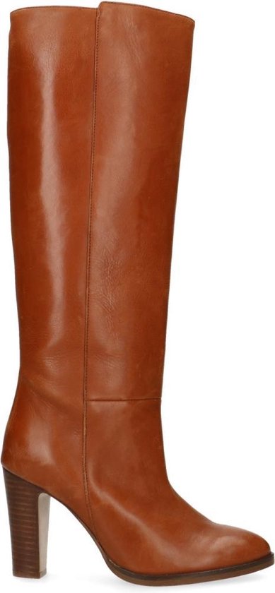 Korte hak laarzen in de kleur bruin voor dames | KLEDING.nl