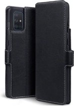 CaseBoutique Bookcase hoesje geschikt voor Samsung Galaxy A71 - Effen Zwart - Kunstleer