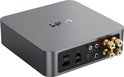 Zilverkleurige WiiM Amp met zichtbare aansluitingen: HDMI ARC, LAN, USB, optische ingang, sub out, en luidsprekeraansluitingen.