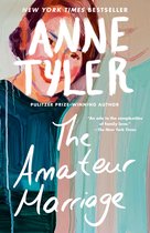 Boek 'The Amateur Marriage' van Anne Tyler, met een schilderij van een vrouw en de tekst 'New York Times Bestseller'.