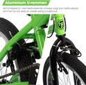 Detailopname van de groene kinder BMX fiets: zwart aluminium U-rem aan de voor- en achterkant.