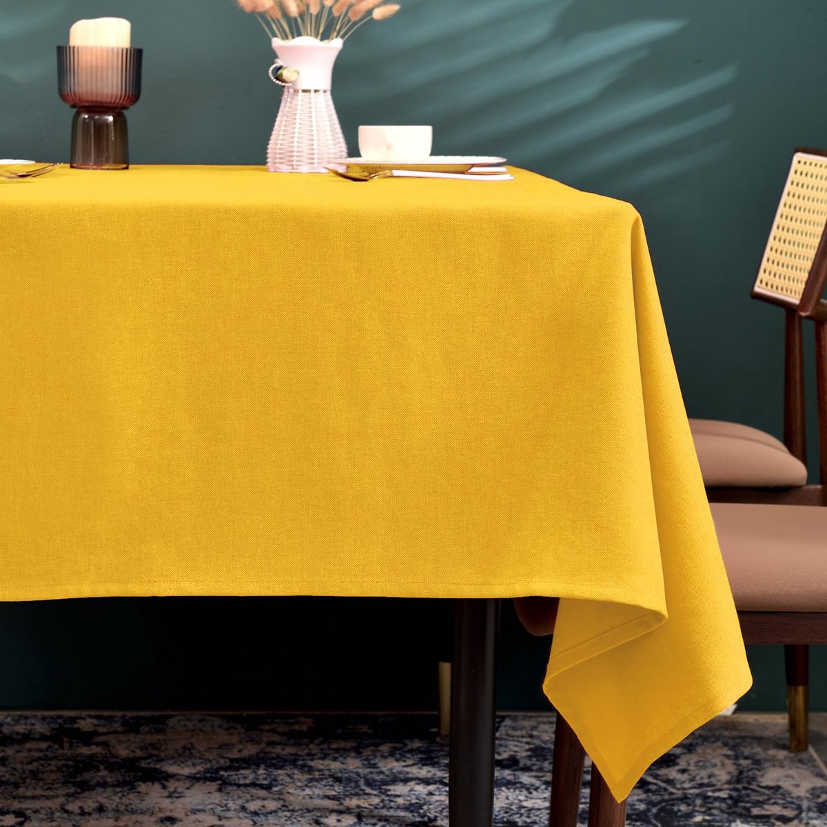 Famanu – Rechthoekig tafelkleed in linnenlook, vlekbescherming en onderhoudsvriendelijk, voor binnen en buiten, geel, 145 cm