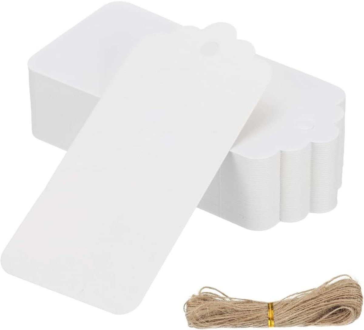 Thijox - 100 Kraftpapier Etiketten Cadeaulabels met Jute Koord voor Bruiloft, Kerst, Verjaardag, Wit, Golvende Rand, Perfect voor Geschenken, DIY Deco