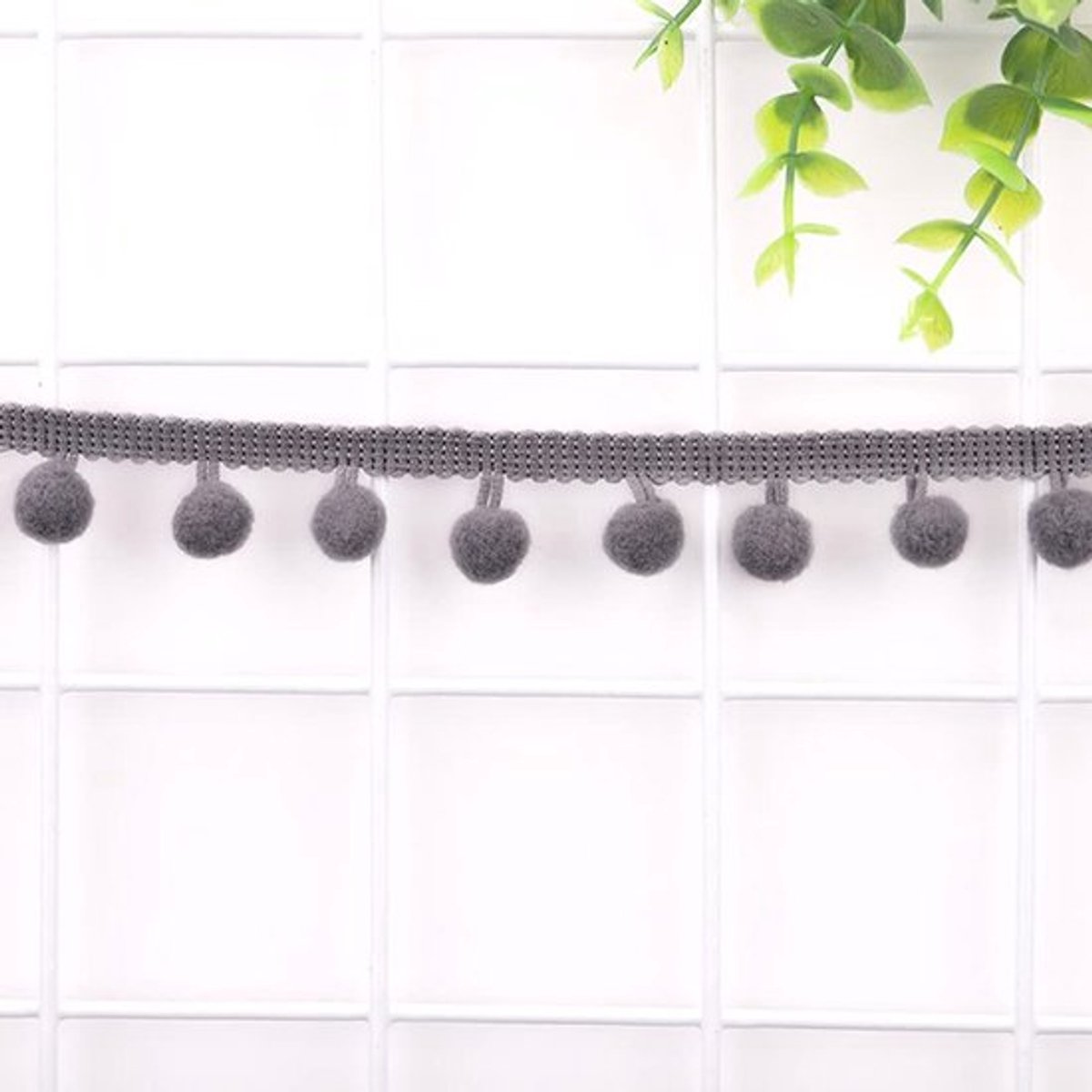 Pomponsboord 12 mm - Decoratieband met Pompons - Sierband - Naai-accessoires - Doe-het-zelf Knutselen - Kleding en Kostuums