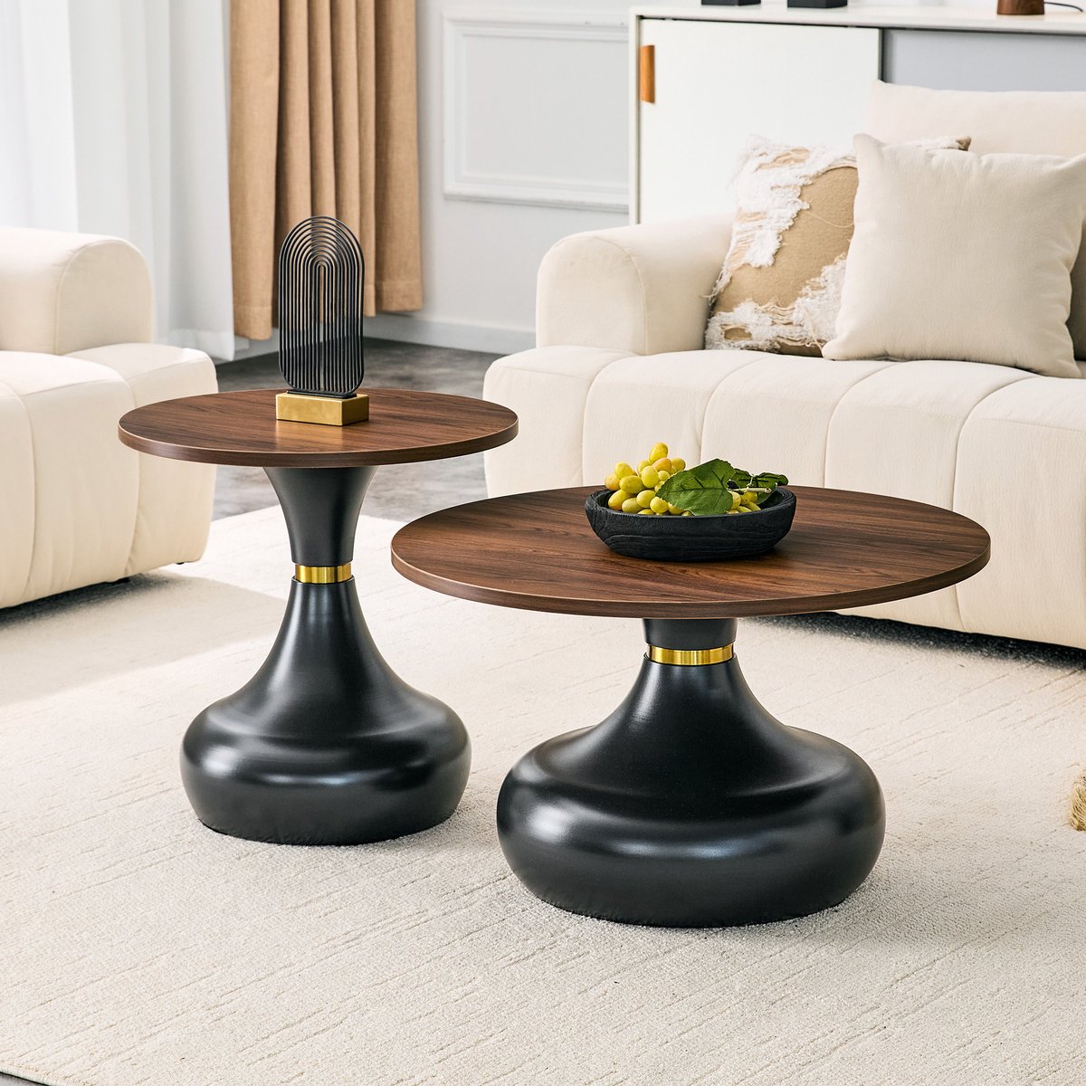 Set Van 2 Ronde Salontafels - Nesteltafels Met Houtnerf Blad En Zwart Metaal Walnoot
