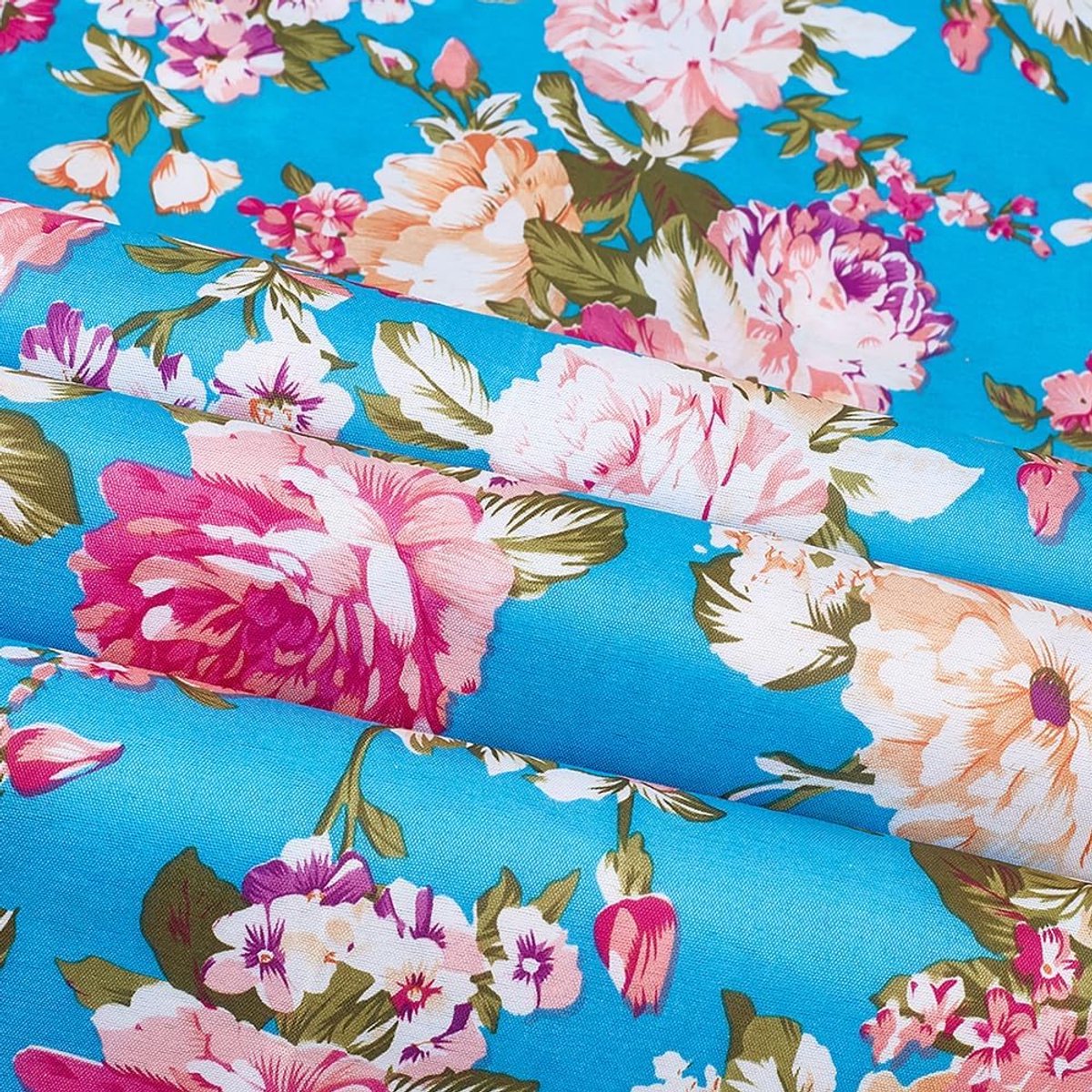 Stof 137 cm - Korenbloemblauwe Rozenprint - Bloemenpatroon - Perfect voor DIY en decoratie - ShopVlot