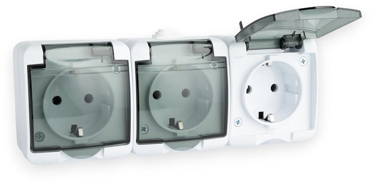 3-voudig stopcontact met rookglas, klapdeksel, 230V, 16A, IP44 | Geaard stopcontact, Voor vochtige ruimtes, Spatwaterdicht en stofdicht, Horizontaal opbouwstopcontact