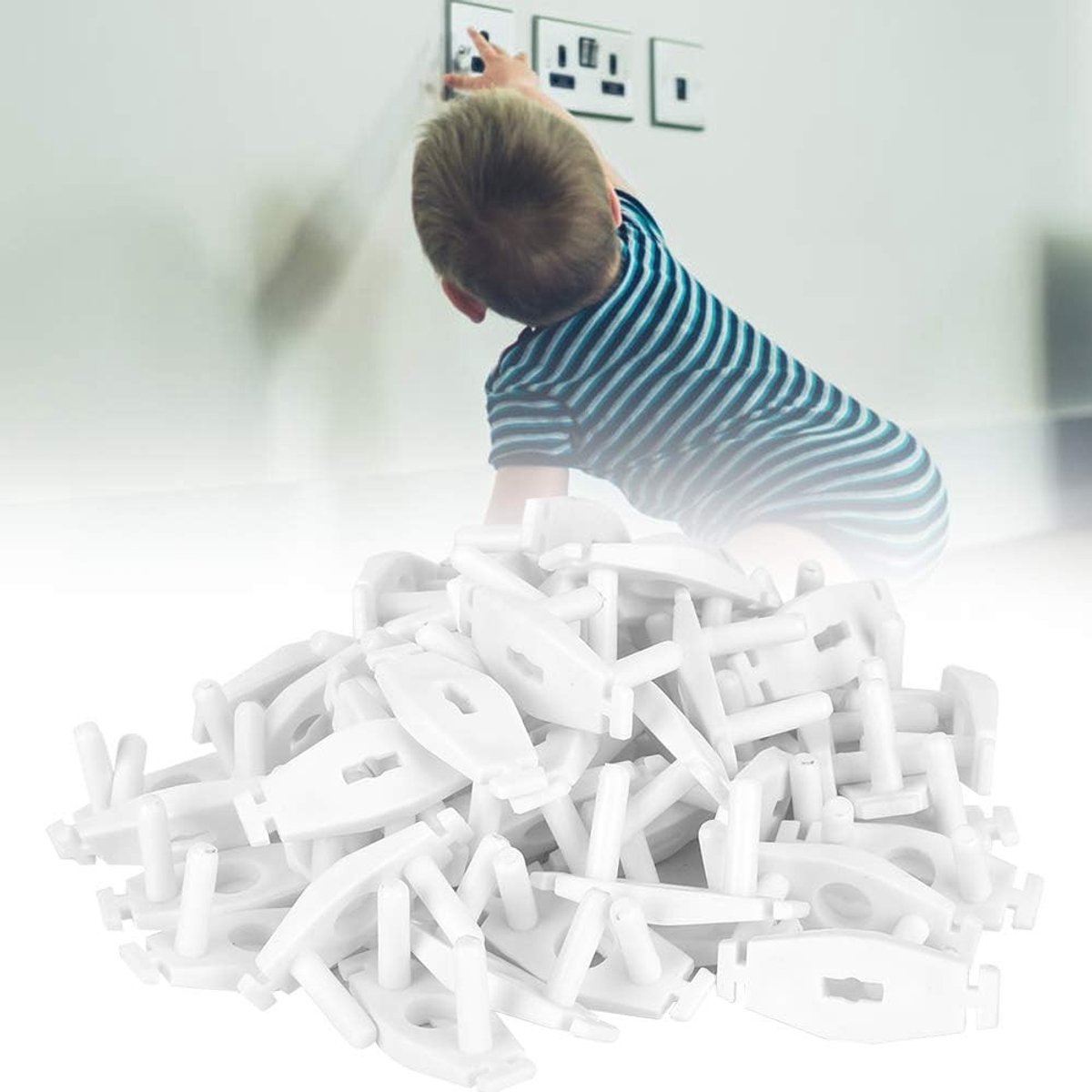 Veiligheidsafdekking voor Stopcontacten - Bescherming tegen Elektrische Schokken voor Kinderen en Baby's, Ideaal voor Thuis en School, Inclusief Isolatiefilm