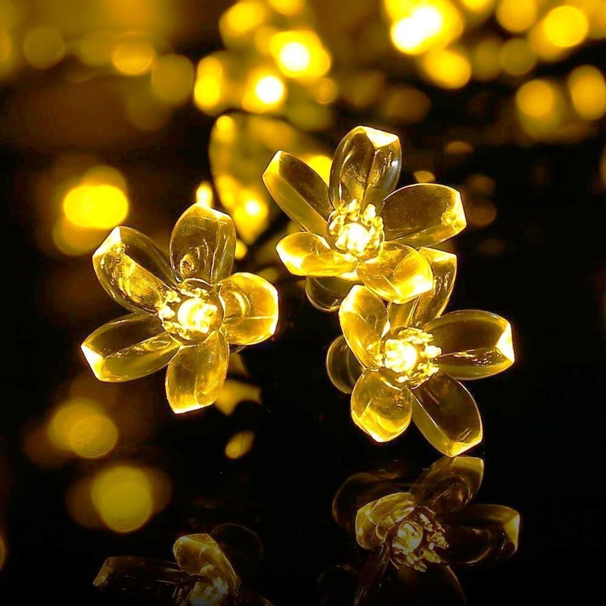 SnelShoppen - Solar Lichtsnoer Buiten 7 m - 50 LED Bloemen - Zonne-energie - Waterdicht IP65 - 8 Modi - Tuinverlichting - Terras - Balkon - Bruiloft -