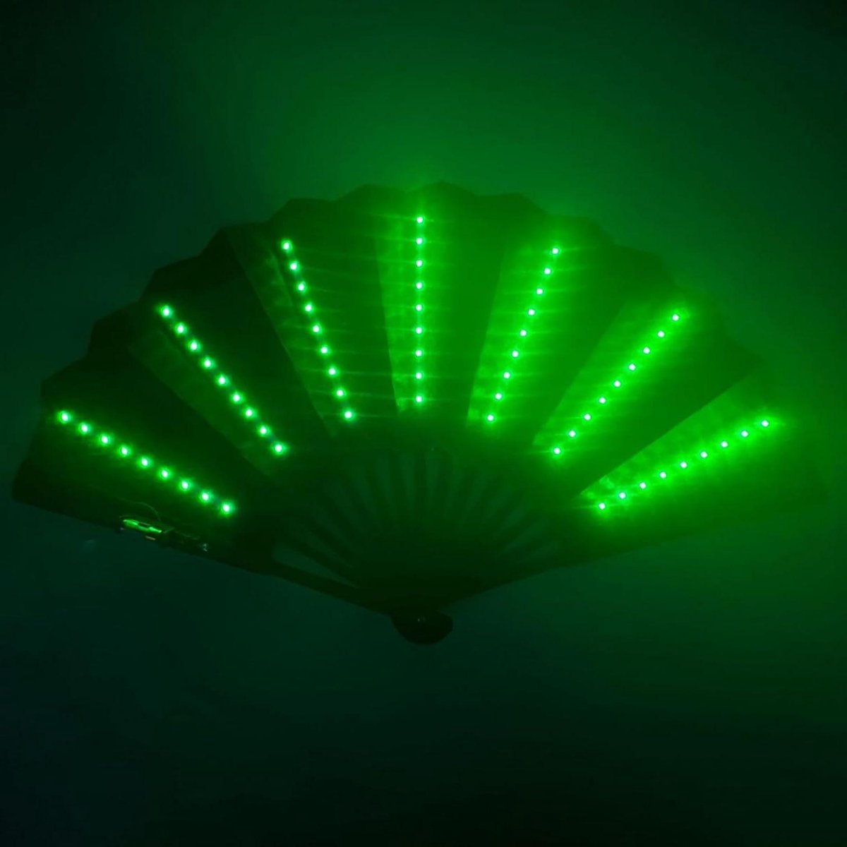 Led-handventilator - Vouwbare waaier - Verfrissing onderweg - 63 heldere leds - 7 x 12 x 7 cm - Groen