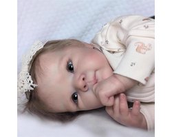 Levensgetrouwe Baby Pop - Reborn Pop - Spelen en Verzorgen - Volledig Siliconen Lichaam - 46 cm - Naturel