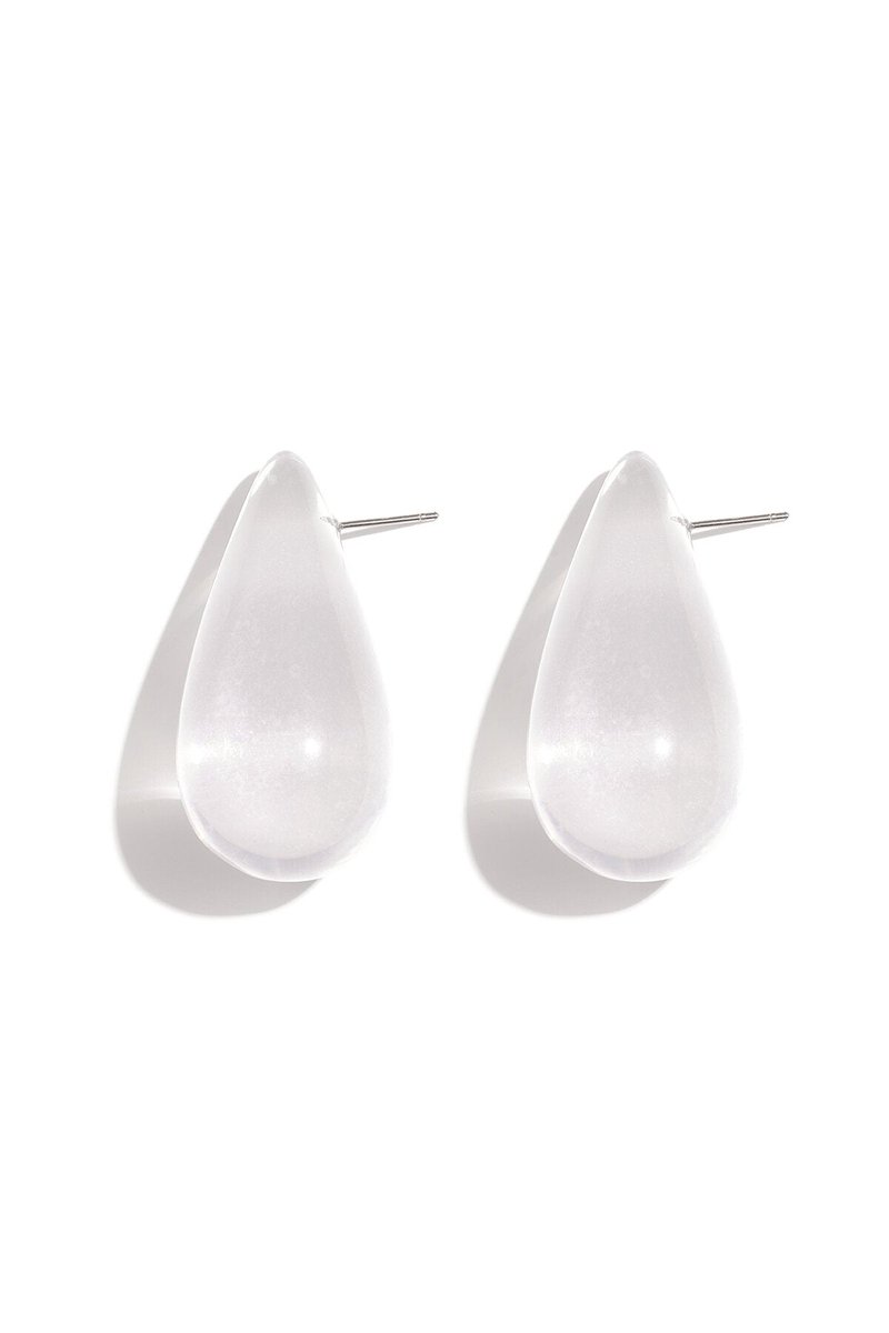 Stylish resin stud earrings for spring/summer - Transparante kleur