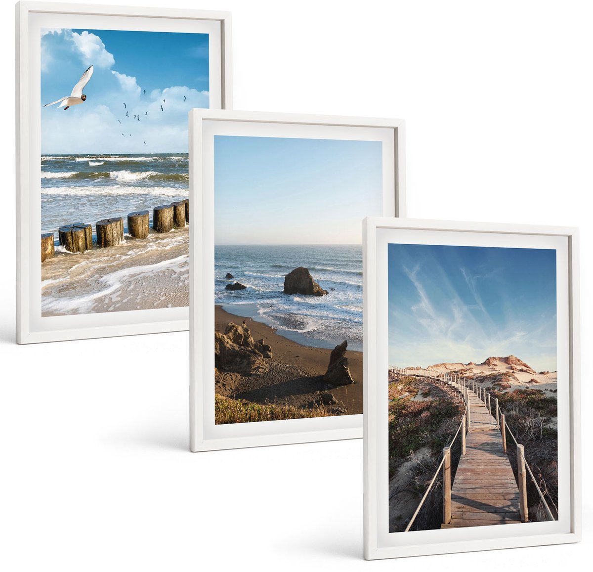Wallfluent 3-Delige Schilderij Set - Uitzicht Op Het Strand Met Golven, De Lucht En Een Wandelpier. - 40 x 60 - Wanddecoratie - Moderne Interieurdecoratie - Muurdecoratie