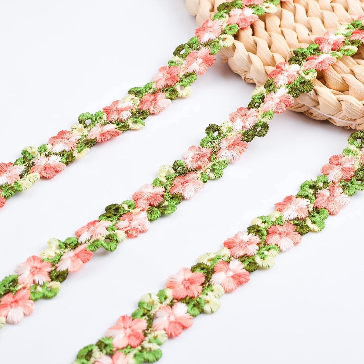 Lace border met rozen en bladeren - 5 meter - polyester - ideaal voor trouwjurk - ShopVlot
