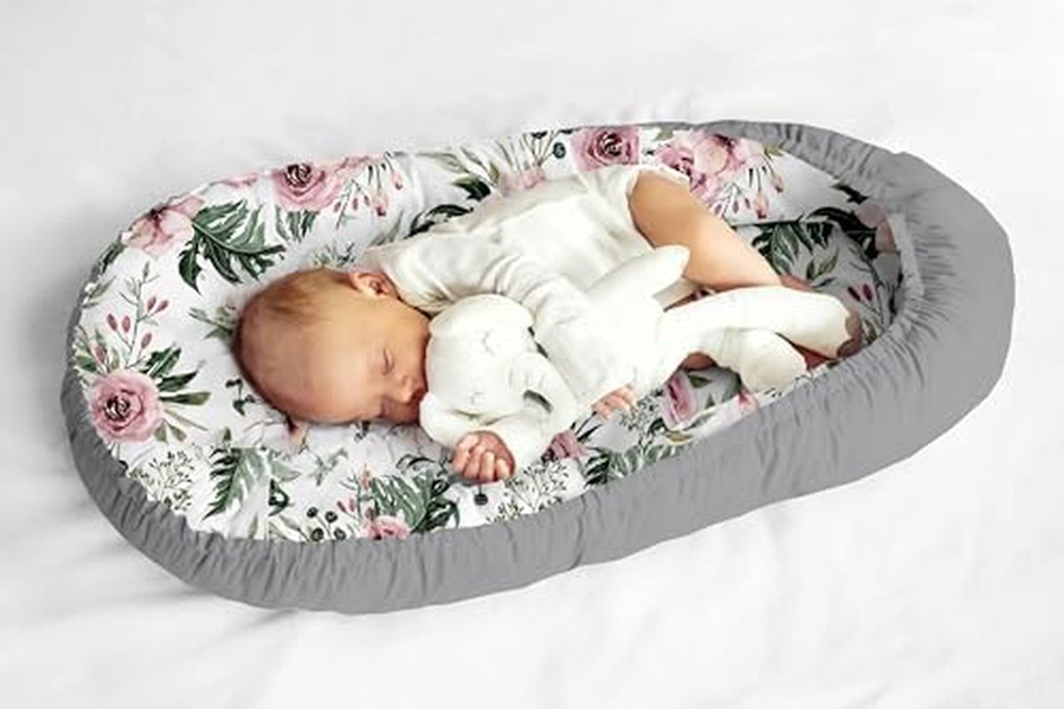 Babynest Cocoon - Baby Ligbed - Veilige Slaapplek - Dubbelzijdig Ontwerp - 80x70 cm - Multicolor