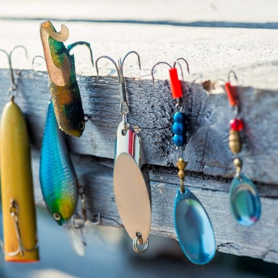 SnelShoppen - 130 Pcs Treble Fishing Hooks Set Carbon Steel - Rond Bocht Haakjes - 4, 6, 8, 10 - Corrosiebestendig - Ideaal voor Zoet- en Zoutwater Vi van Snelshoppen — afbeelding 3
