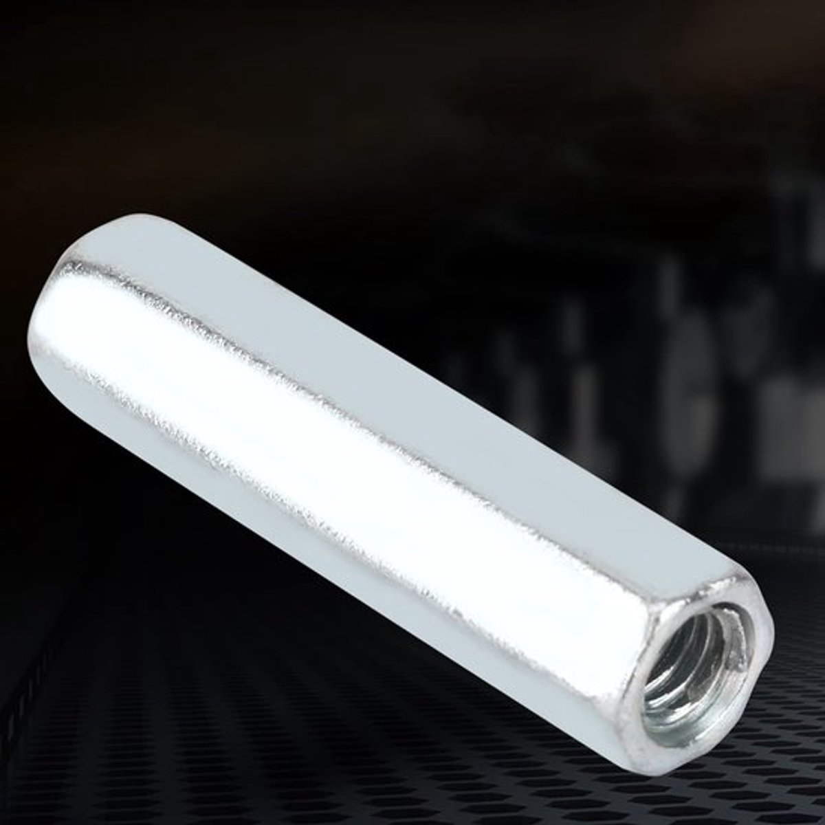 Koppelingmoer 5 Stuks - M6 X 40mm - Galvaniseerd - Hoogwaardige Koolstofstaal - Corrosiebestendig - Duurzaam en Glad Oppervlak - Moer
