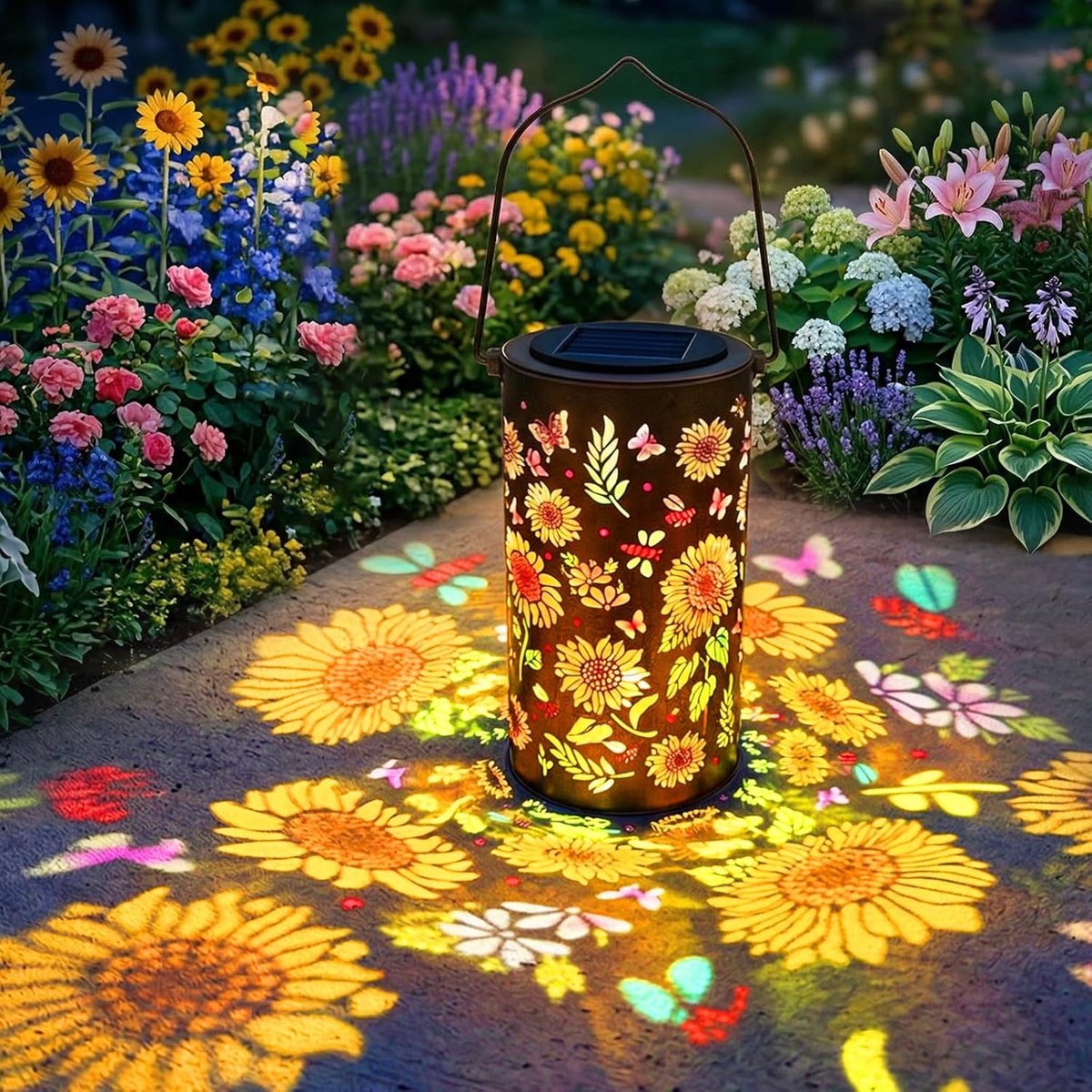 SnelShoppen - Hangende Tuinverlichting op Zonne-energie Set van 2 Kunstmatige Vlinders en Bloemen LED Lichtsnoer, Decoratieve Wilgenbladrandornamenten