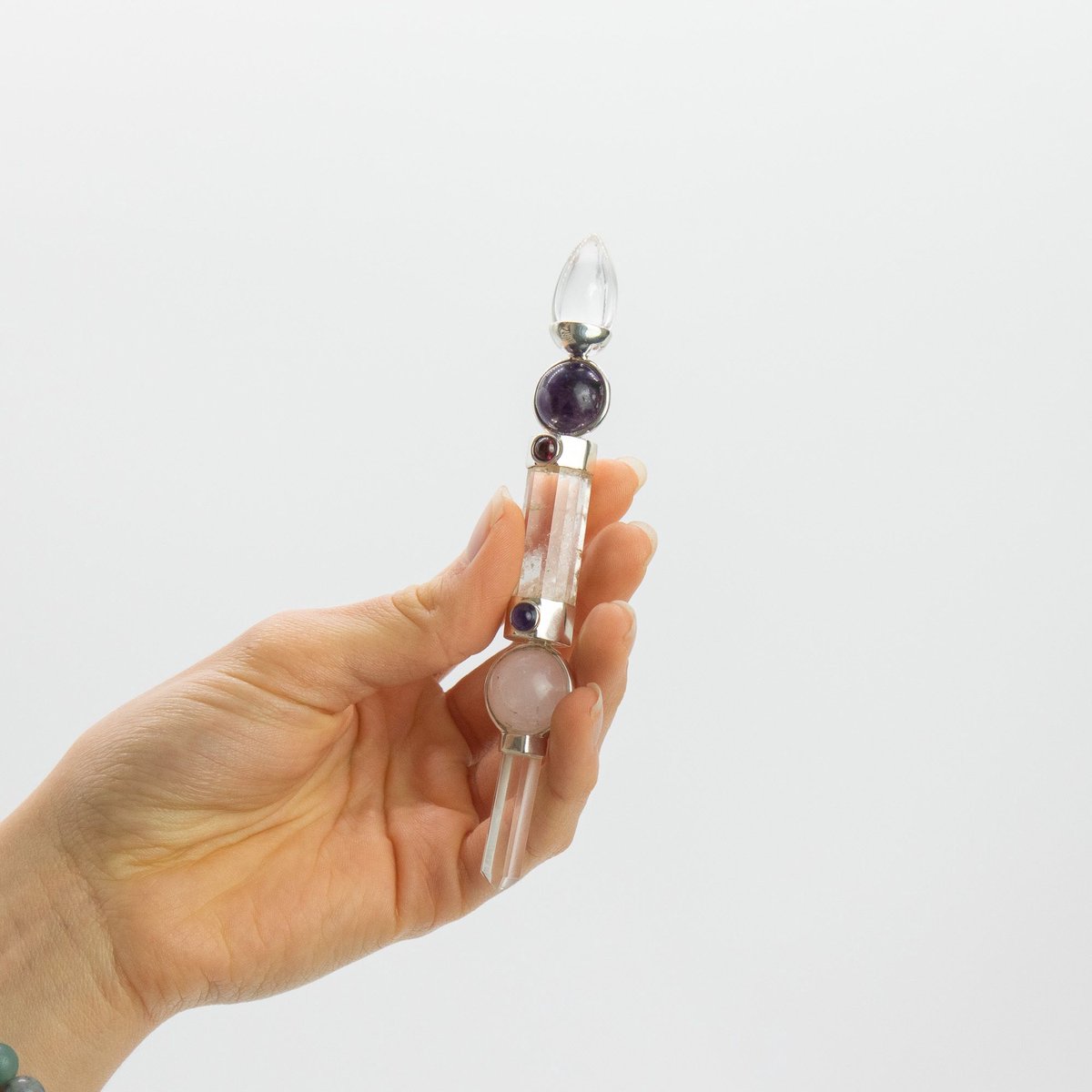 Axis of Grace Wand - Amethist & Rozenkwarts Bollen, Kwartssteel - 12 cm