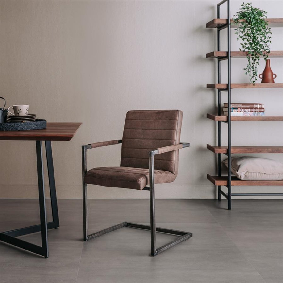 Tower Living Eetkamerstoel Rocca - Bruin Stof - 56x56x86cm