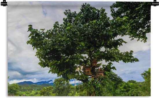 moord afbreken Blaast op Wandkleed Boomhut - Een boomhut in een hoge boom Wandkleed katoen 90x60 cm  -... | bol.com