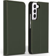 Accezz Hoesje Geschikt voor Samsung Galaxy S22 Hoesje Met Pasjeshouder - Accezz Premium Leather Slim Bookcase - Groen