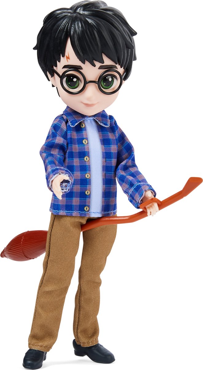 Poupée Harry Potter Articulée 20 Cm - Coffret Avec Cape D'invisibilité, Tenues Et Accessoires - Idéale Pour Jouet Et Collection
