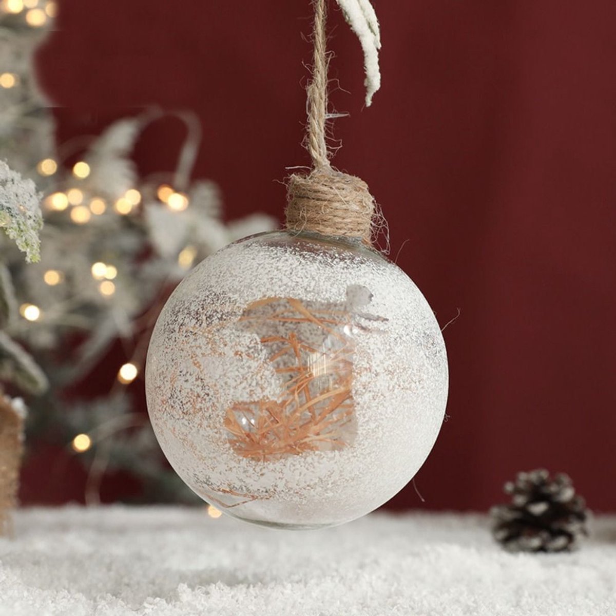 Kerstboomdecoratie bal in glanzend design, 9 cm, merkloos.