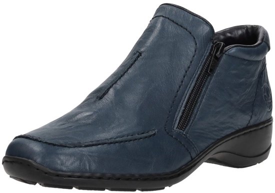 Donkerblauwe Rieker enkellaars met ritssluiting aan de zijkant en decoratieve stiksels.