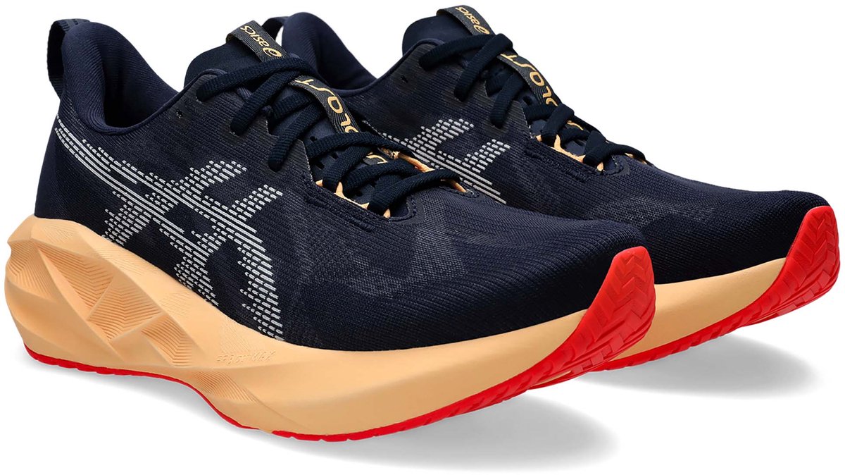 Asics Novablast 5 Hardloopschoenen Sportwear Volwassen Zwart