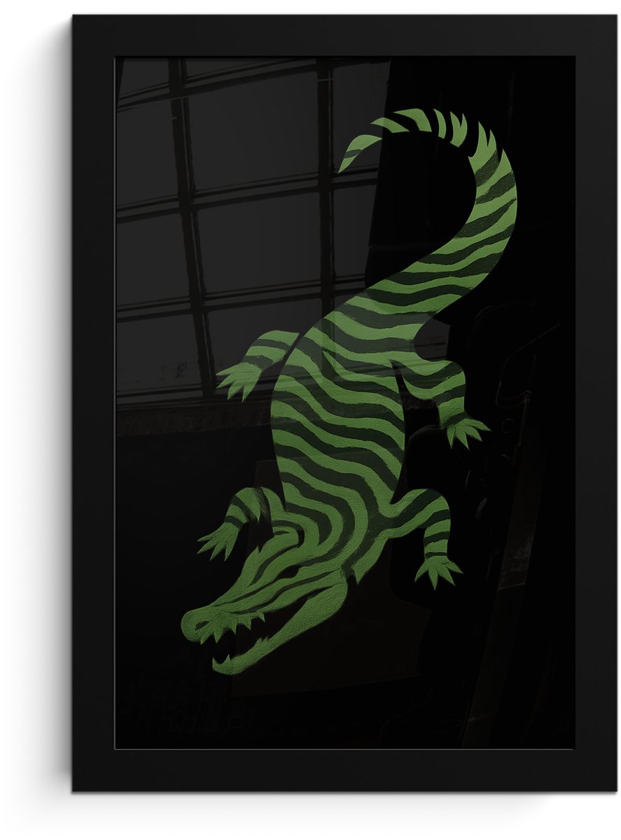 FrameYourWall Poster in lijst - Fotolijst 20x30 cm - Posters - Krokodil - Groen - Tijgerachtig - Strepen - Posterlijst zwart - Decoratie - Wanddecoratie woonkamer - Muurdecoratie slaapkamer Krokodil - Strepen