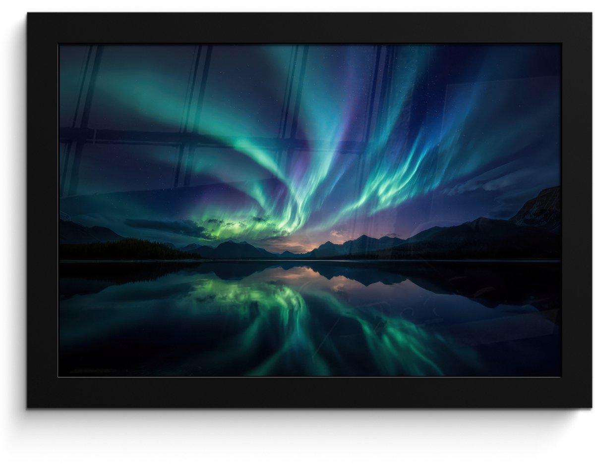 FrameYourWall Poster in lijst - Fotolijst 30x20 cm - Posters - Noorderlicht - Kleurrijk - Bergmeer - Posterlijst zwart - Decoratie - Wanddecoratie woonkamer - Muurdecoratie slaapkamer Noorderlicht - Meer - Bergen