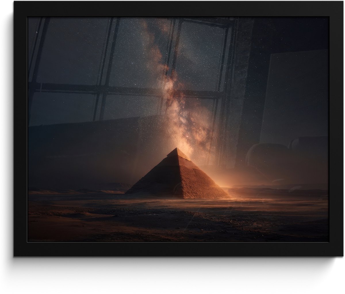 FrameYourWall Poster in lijst - Fotolijst 40x30 cm - Posters - Piramide - Woestijn - Licht - Posterlijst zwart - Decoratie - Wanddecoratie woonkamer - Muurdecoratie slaapkamer Piramide - Sterren