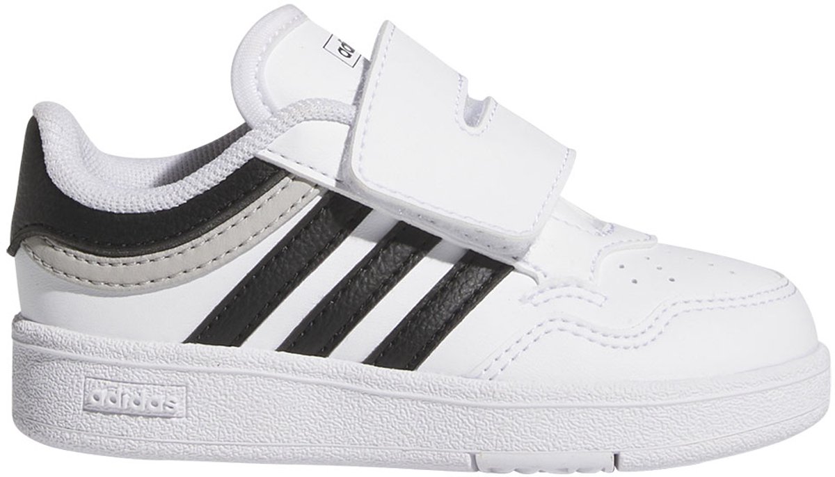 Cloud White / Core Black / Grey Two