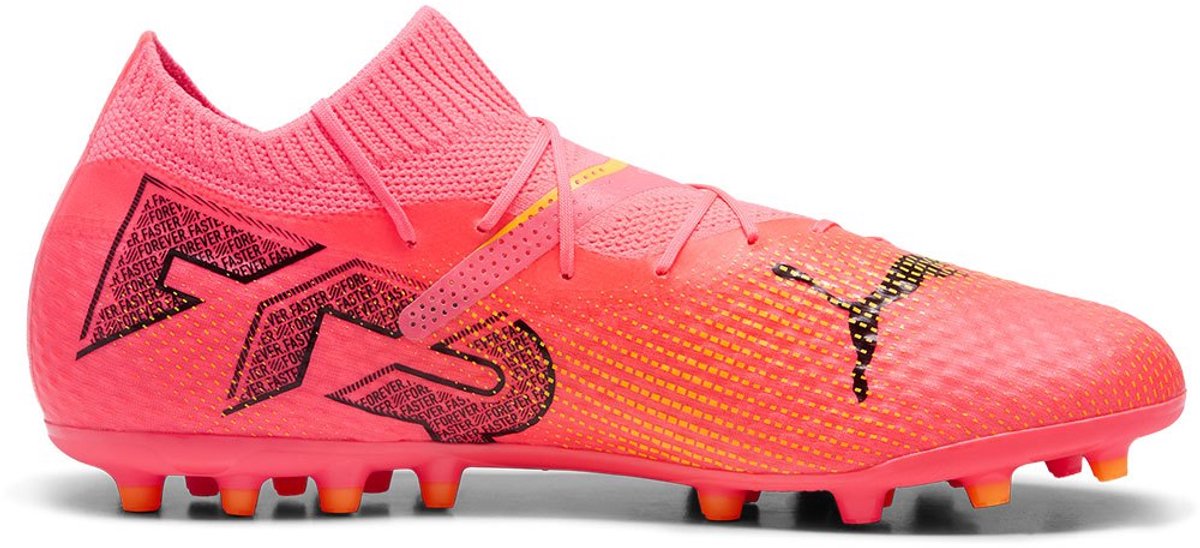Puma Future 7 Pro Mg voetbalschoenen in oranje, met adaptief bovenwerk van mesh en PWRTAPE, maat EU 44 1/2.