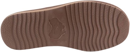 Onderkant van een bruine pantoffel met golvend profiel en Warmbat logo.
