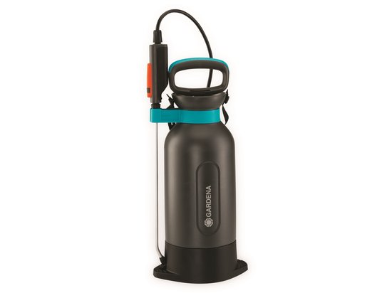 Donkergrijze 5L drukspuit van GARDENA met blauwe en zwarte details, met spuitlans.