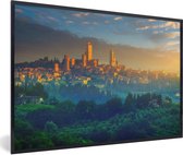 Affiche avec cadre Lever de soleil sur San Gimignano près de la Toscane en Italie - 120x80 cm