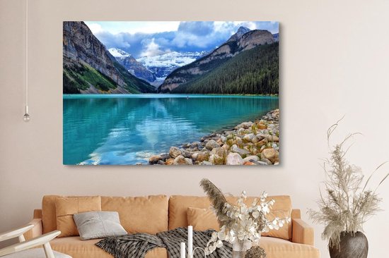 Canvas schilderij 150x100 cm - Wanddecoratie Meer in het Nationaal park Banff in Alberta - Muurdecoratie woonkamer - Slaapkamer decoratie - Kamer accessoires - Schilderijen op canvas