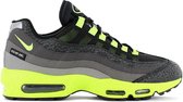 Nike Air Max 95 - Kiss My Airs - Heren Sneakers Sport Casual Schoenen Zwart DJ4627-001 - Maat EU 45.5 US 11.5