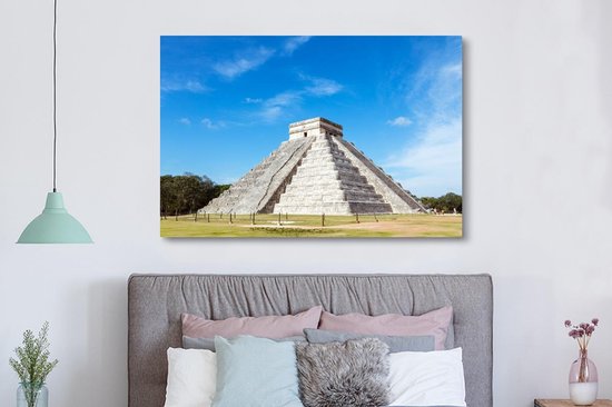Canvas Schilderij Tempel van Kukulkan bij Chichén Itzá in Mexico - 150x100 cm - Wanddecoratie - OneMillionCanvasses