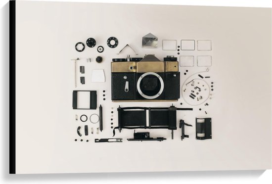 Canvas  - Camera met Onderdelen op Witte Achtergrond - 90x60cm Foto op Canvas Schilderij (Wanddecoratie op Canvas)