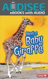 Lightning Bolt Books ® — Baby African Animals - Meet a Baby Giraffe
