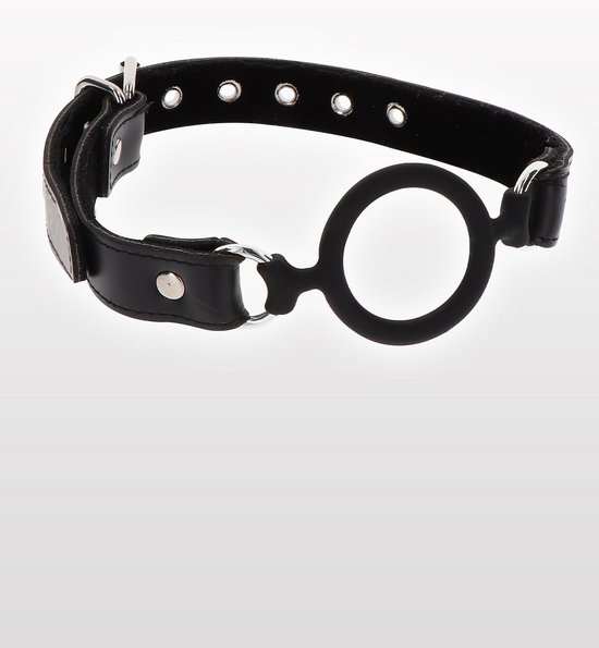 Zwarte lederen open ring gag met verstelbare band en zilverkleurige gesp.